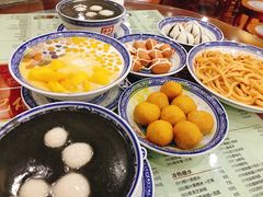 多芒小丸子-赵记传承特色牛奶甜品(泉城广场店)