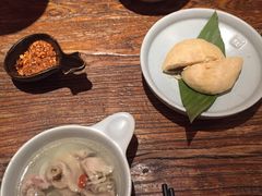玫瑰鲜花饼-云海肴·汽锅鸡·云南菜(领展购物广场·中关村店)