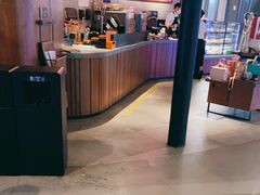 -星巴克(七宝领展广场1F店)