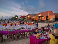 -金巴兰海滩烛光bbq