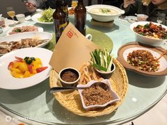 -鲁菜根·泰安菜(万达店)