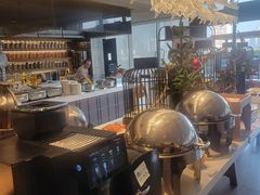 -鲜艳西餐厅(衡山路十二号华邑店)