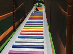 -蒙特利亲子乐园