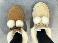 -UGG(燕莎奥特莱斯购物中心店)