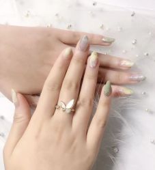 -爱美睫美甲会馆