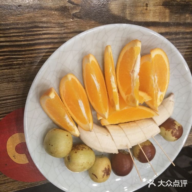 比上周在星光大道吃的潮汕牛肉火锅好多了，量多