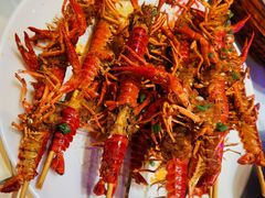 -肥肥虾庄·金牌油焖大虾(首义路店)