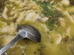 -红鼎斋酸菜鱼(蒋家桥小区店)