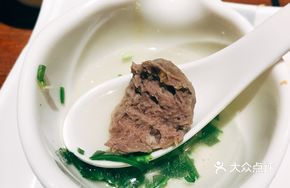 Fresh Hand-Beaten Beef Balls