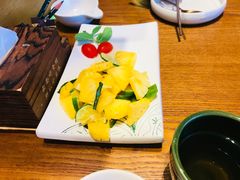 青柠檬拌鲜菠萝-云海肴·汽锅鸡·云南菜(苏州中心店)