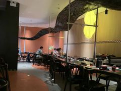 大堂-羽鸽集·乳鸽专门店·地道顺德菜(岭南站店)