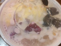 -串妹花式冰粉(乐山总店)