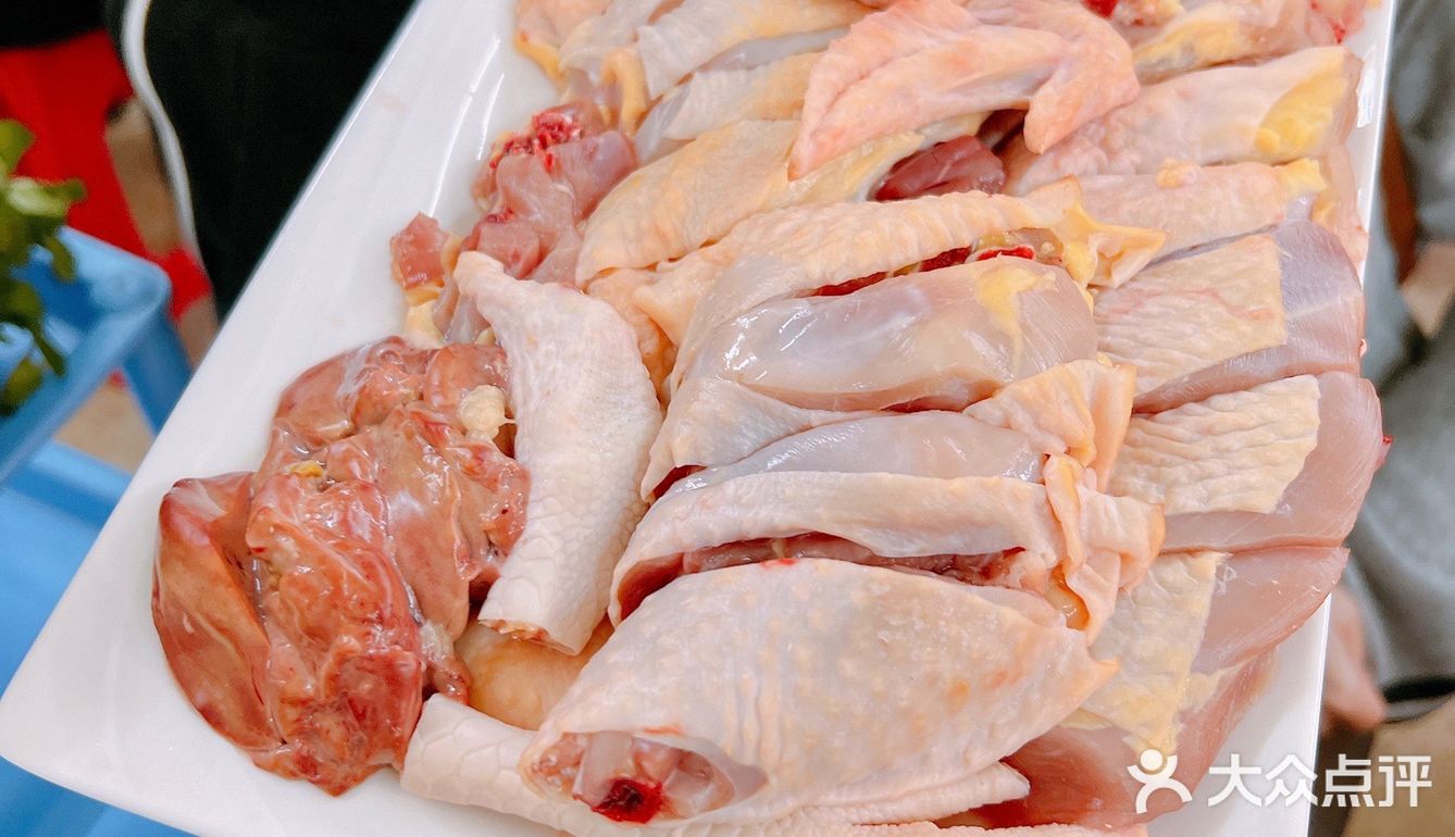 埋单也才490元，着实是近来吃得最便宜又饱的一顿