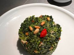 松子马兰头-晓淮山·扬州早茶·淮扬菜(龙阳广场店)