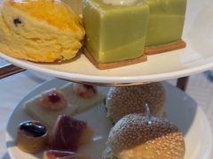 -广州塔卢特斯法国旋转餐厅