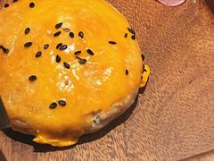 鲜花饼-沿途四季·云南菜·诗酒茶(蓝色港湾店)