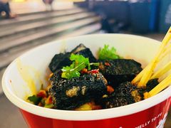 -黑色经典臭豆腐·湖南特产(步行街店)