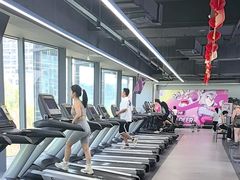 -超鹿运动(五四路恒力城店)