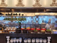 -圣丰索菲特·2 On 988 Café 自助餐厅