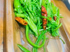 -隔壁老王·家常云南菜(皇冠店)