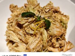 -皇城根·鲁菜济南菜·吊炉烤鸭·炒鸡鱼头(济南旗舰店)