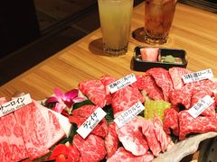松阪牛肉拼盘-松阪牛焼肉M(法善寺横丁店)