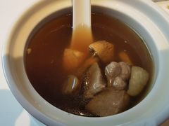 滋润花胶珍菌汤-衡山汇·高级粤菜(霄云路店)