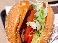-The Habit Burger Grill 哈比特汉堡(复兴soho店)