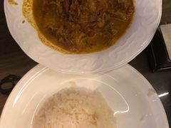 咖喱牛腩饭-翠华餐厅
