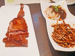 -舌尖上的食缘花园主题餐厅