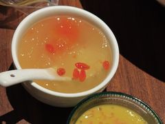 -港丽餐厅(杭大店)
