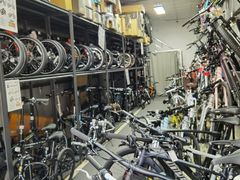 -道路口单车爱瓦士dahon大行