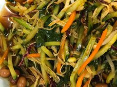 -胖太太四川麻辣排骨串(镇江路分店)