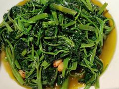 -黄泥岗·地道湖北菜(奥特莱斯店)