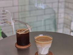 -RWORK·COFFEE(滨江店)