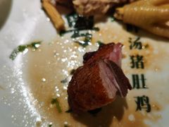 -粤小煲鲜汤猪肚鸡(丹尼斯二天地店)