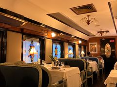 -火车头法国西餐厅