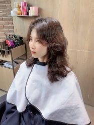 -韩国李知恩形象设计