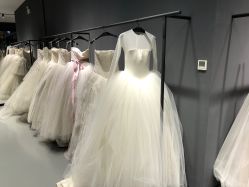 -Vera Wang婚纱礼服旗舰店