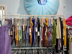 -上海路易十四芭蕾良品舞蹈用品店(美丽华商务中心店)