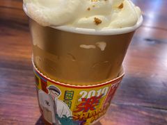 阿尔卑斯焦糖茶茶拿铁-LELECHA乐乐茶(上海五角场万达广场店)