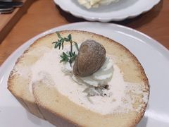 海盐焦糖栗子卷-素咫咖啡CLIFEROSE
