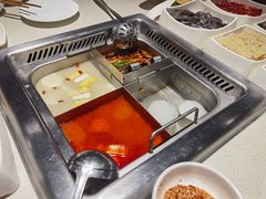 -海底捞火锅鲜切牛肉主题店(长寿路店)