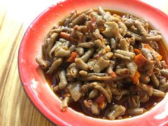 -老三样·美食研究中心(世贸路店)