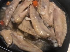 蒜蓉香辣鸡翼尖-龙记烧腊茶餐厅(常德路店)