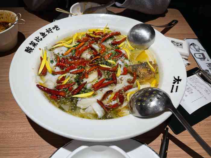 太二酸菜鱼(合肥万象城店)-"万万没想到,这家连工作日的午市都要排队