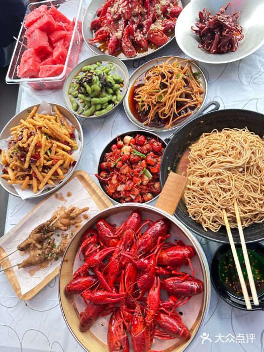 巴厘龙虾·榜首油焖大虾(洞庭·艺术洋房店)图片