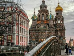 -滴血救世主教堂