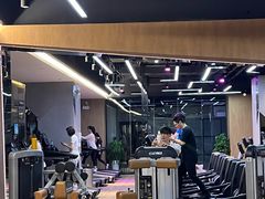 -威克健身游泳(万菱汇店)
