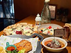 -JINNS锦时 steak&pizza(浸信会礼拜堂旧址店)
